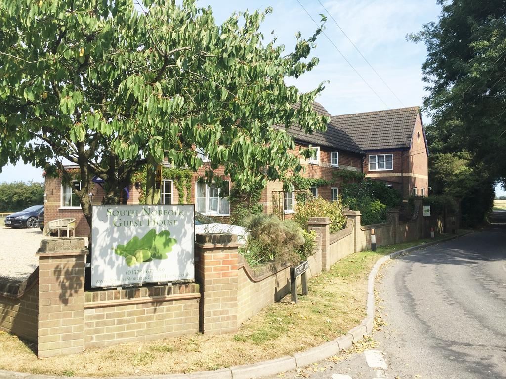 South Norfolk Guest House Great Moulton Bagian luar foto